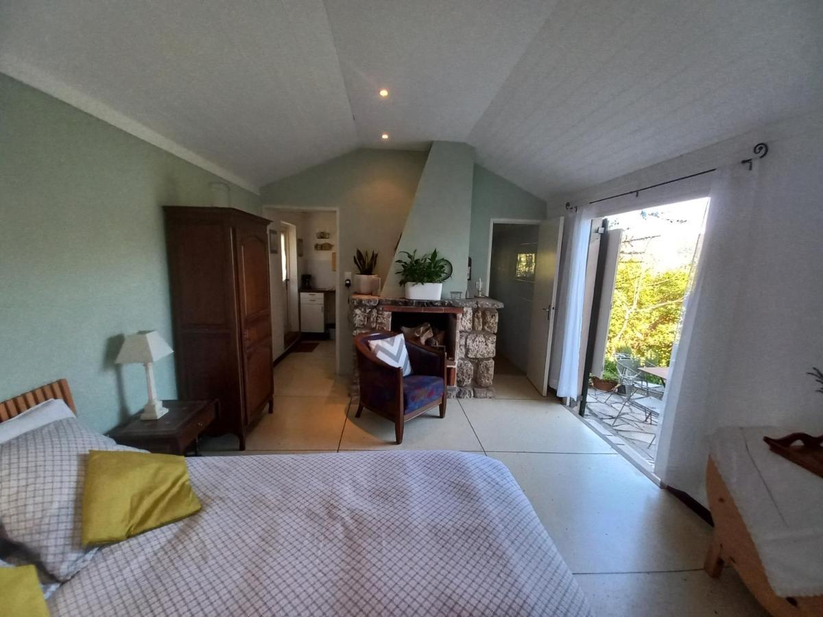 Studio Apartment In Bargemon Exterior foto