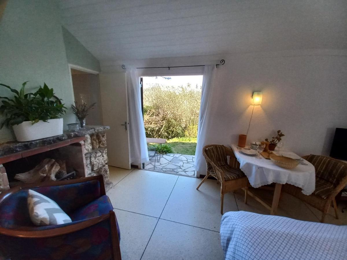 Studio Apartment In Bargemon Exterior foto